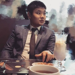 Акыл Сакен, Алматы