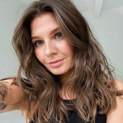 Александра Менщикова