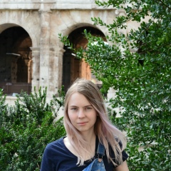 Лена Захарова