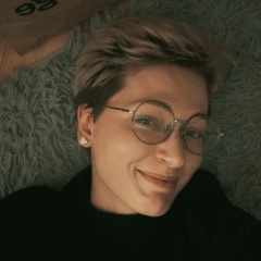 Юля Сиротина, Москва