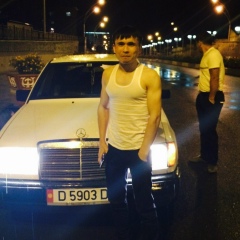 Бобур Оморов