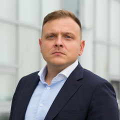 Виталий Шаров, Сургут