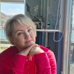 Мила Гончарова, Южно-Сахалинск