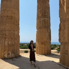 Катя Славна, Киев