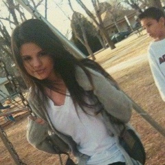 Selly Gomez, 22.07.1992, Los Angeles