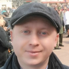 Андрей Наумов