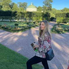 Юлия Вазыхова, Санкт-Петербург