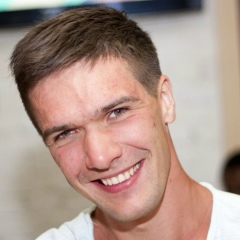 Денис Погуляев, 11.11.1990, Киев