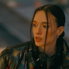 La Tierra, Санкт-Петербург