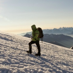 Аманжол Сванбаев, Алматы