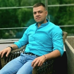 Денис Котов