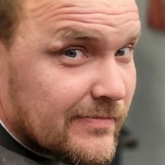 Иван Холодов