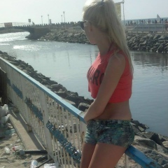 Denisa Deni, 19.08, Piatra Neamţ