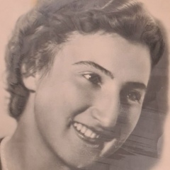 Вика Каруана, 15.01