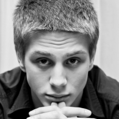 Артём Мануйлов, Бурынь