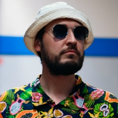Роман Янцер