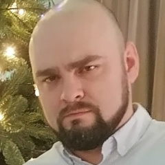 Михаил Савенко