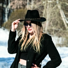 Lyusyana Семенова, 28.02, Екатеринбург