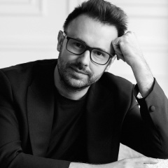 Юрий Голяк, 15.10, Los Angeles