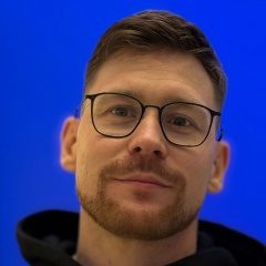 Олег Викторович