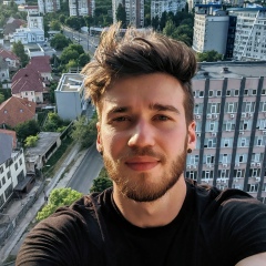 Адриан Браун