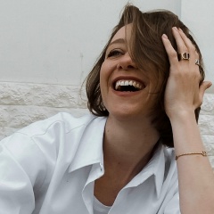 Марина Мешкова, Москва