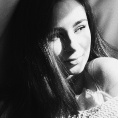 Kamila Akhmedova