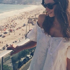 Phoebe Tonkin, 12.07, Sydney