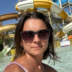 Алеся Бахарь, Москва