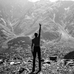 Максим Леваков