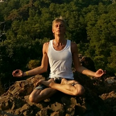 Константин Большаков, 25.10, Санкт-Петербург