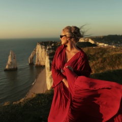 Анна Anna, Люксембург