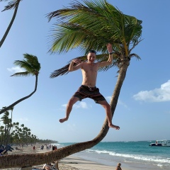 Александр Ермолаев, 27.11, Москва