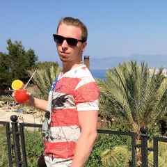 Максим Стукнян