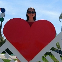 Людмила Петрова