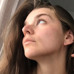 Ася Важенина, Санкт-Петербург