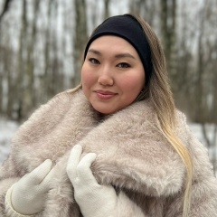 Кэрэллээнэ Платонова, Якутск