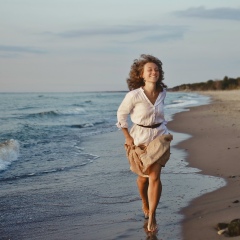 Ива Дронова, Москва