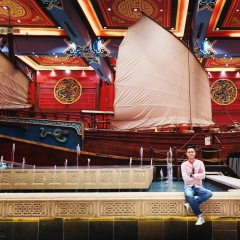 Azik Mukhamadiev, 04.11, San Francisco