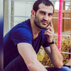 Parviz Muxtarov, Баку
