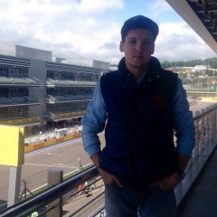 Рома Титаев