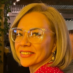 Анастасия Зуева, 28.10.1981, Новосибирск