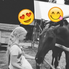 Арина Конник