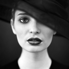 Олеся Кесель, Ковров