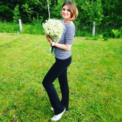 Наташа Суромкина, Москва