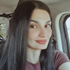 Наиля Попова