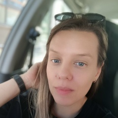 Анюта Леднева, Санкт-Петербург