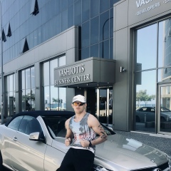 Adam Arabov, 14.02, Hollywood