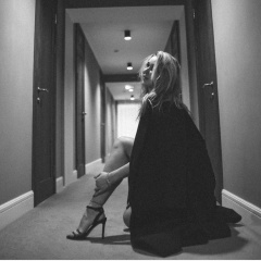 Юлечка Верина, Гусь-Хрустальный