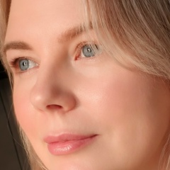Елена Корякина Варушкина, 27.04.1985